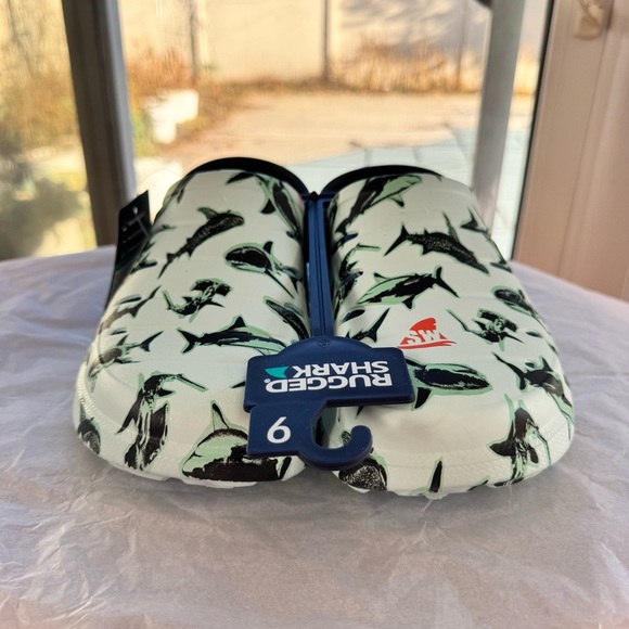 Rugged Shark Men's Clogs Shark Week Collaboration Size 9 EVA Foam Comfort Beach - Picture 3 of 15